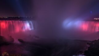 Niagara Fälle bei Nacht - Ein Motiv aus dem Kalender "Manitoulin Island" von Michael Stollmann - fotoglut.de