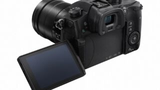 Panasonic - LUMIX - GH5 - hinten seitlich | Foto: Panasonic Panasonic - LUMIX - GH5 - hinten seitlich