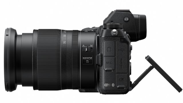 NIKON Z7 / Z6 - Monitor ausgeklappt | Quelle: Nikon