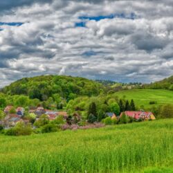 Foto von der "2 Türme Wanderung von Kiliansroda" aus. | <a href="https://shop.fotoglut.de/img/n2dlag?l=de" target="_blank" rel="noopener noreferrer">Das Bild an deiner Wand?</a> | Tech Specs: NIKON D810 - TAMRON SP 24-70mm F2.8 Di VC USD A007N - Brennweite / 35mm: 55 mm - 1/640 Sek. bei ƒ / 8,0 mit ISO 400 | <a href="https://wanderstruck.de">© FotoGlut - Michael Stollmann</a> Hetschburg - © FotoGlut - Michael Stollmann