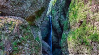 Rundwanderung von Mariental durch die Drachen.- und Landgrafenschlucht " stollis.life - Tech Specs: NIKON D810 - TAMRON SP 24-70mm F2.8 Di VC USD A007N - Brennweite / 35mm: 35 mm - 1/25 Sek. bei ƒ / 8,0 mit ISO 800 - <a href="https://wanderstruck.de">© FotoGlut - Michael Stollmann</a> Drachenschlucht - © FotoGlut - Michael Stollmann