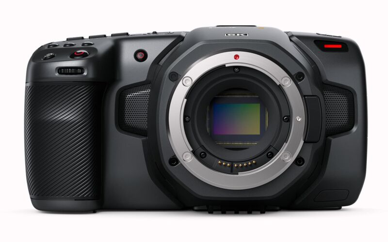 Blackmagic Pocket Cinema Camera 6K - front
