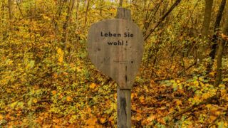 - <a href="https://wanderstruck.de">© Michael Stollmann</a> Huenenteich Wanderung - © Michael Stollmann