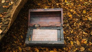 Schatzkiste - <a href="https://wanderstruck.de">© Michael Stollmann</a> Feensteig Rundwanderung - © Michael Stollmann